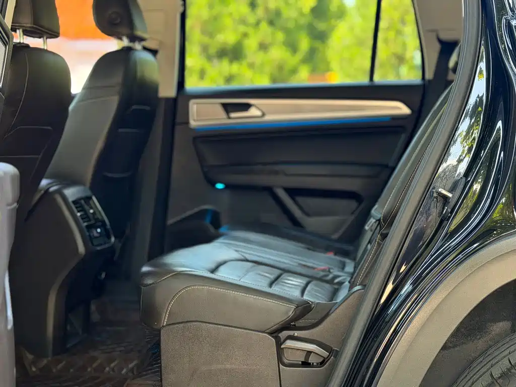 Volkswagen Teramont — миниатюра 6
