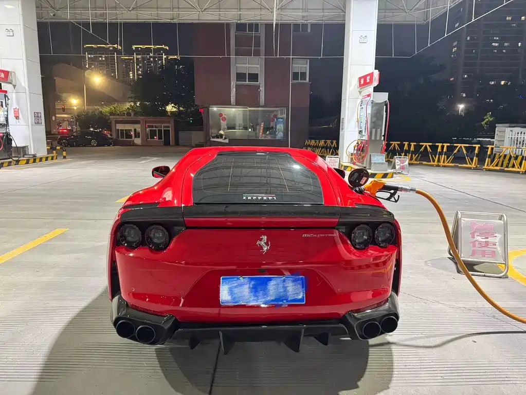 Ferrari 812 2017 6.5L Superfast