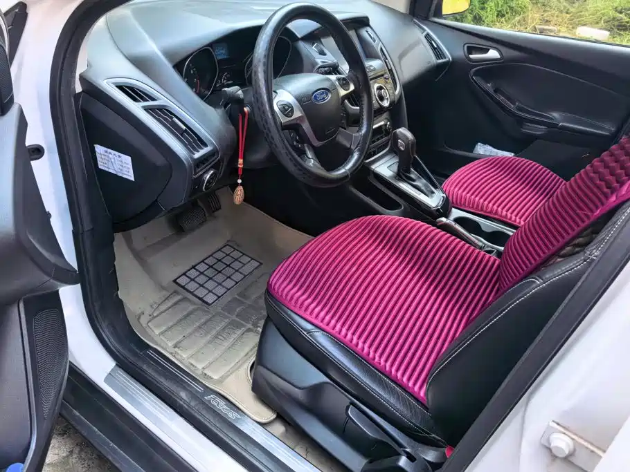 Ford Focus — миниатюра 8