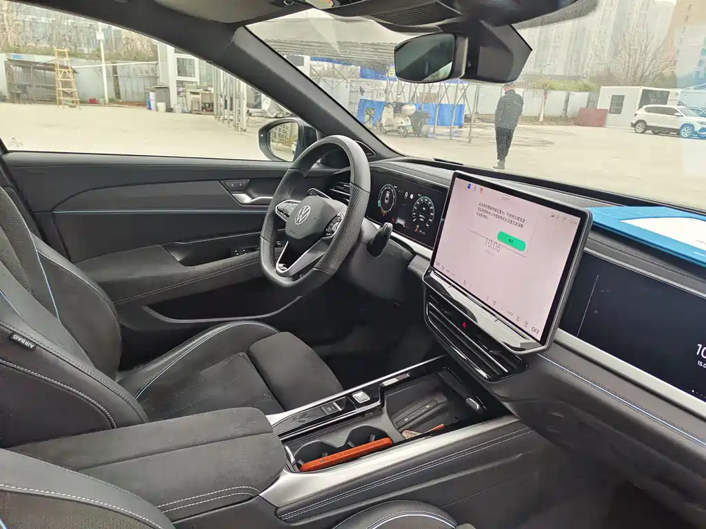 Volkswagen Passat 2025 Pro 380TSI