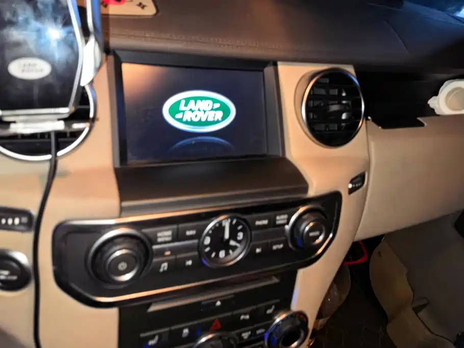 Land Rover Discovery — миниатюра 13