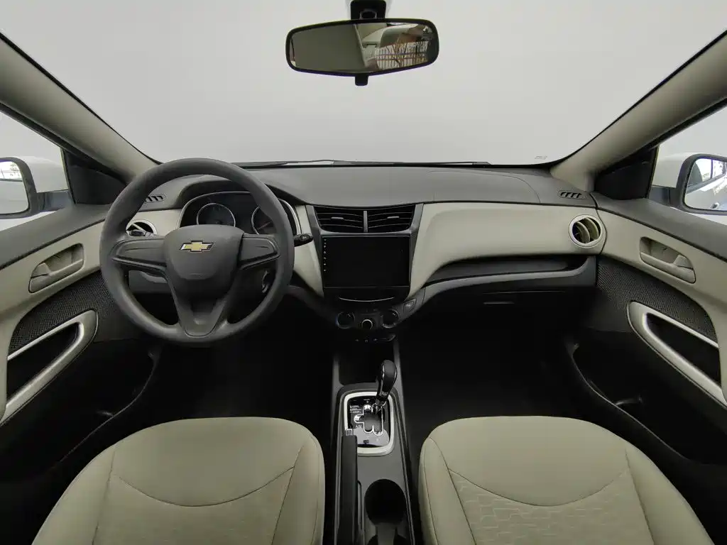 Chevrolet Sail — миниатюра 5