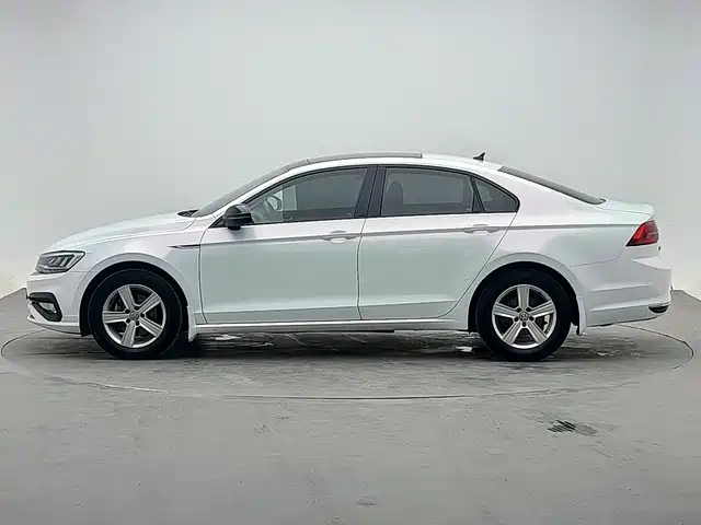 Volkswagen Lamando — миниатюра 3