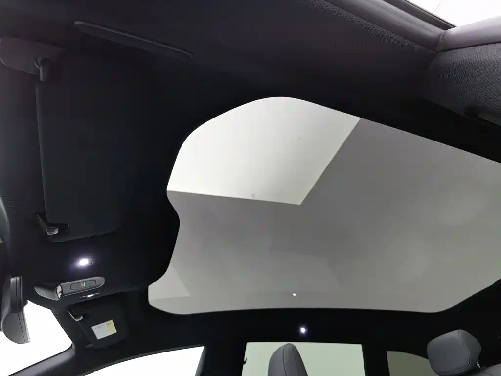 NIO ET5T — миниатюра 14