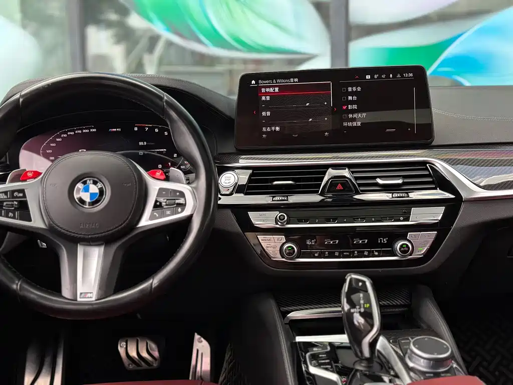BMW 5 Series — миниатюра 12