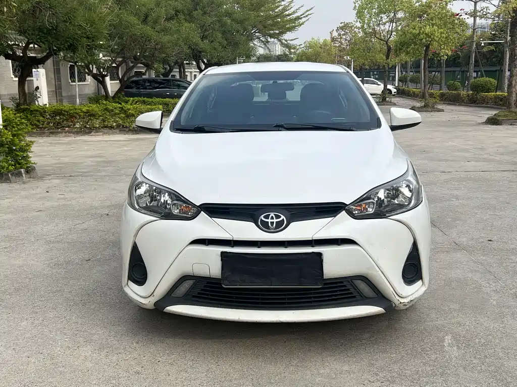TOYOTA YARIS L TO ENJOY