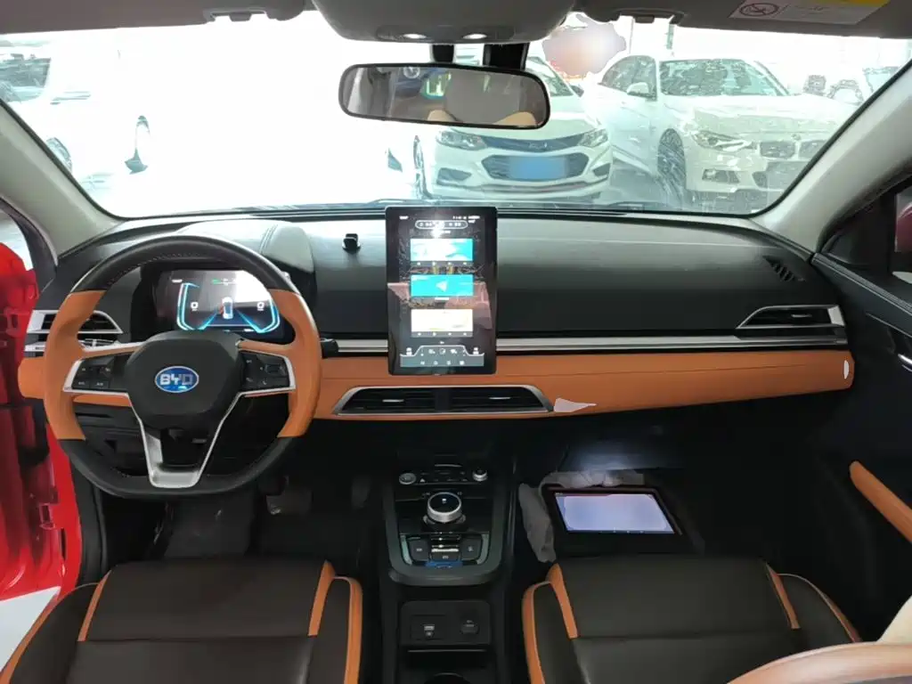 BYD e2 — миниатюра 10
