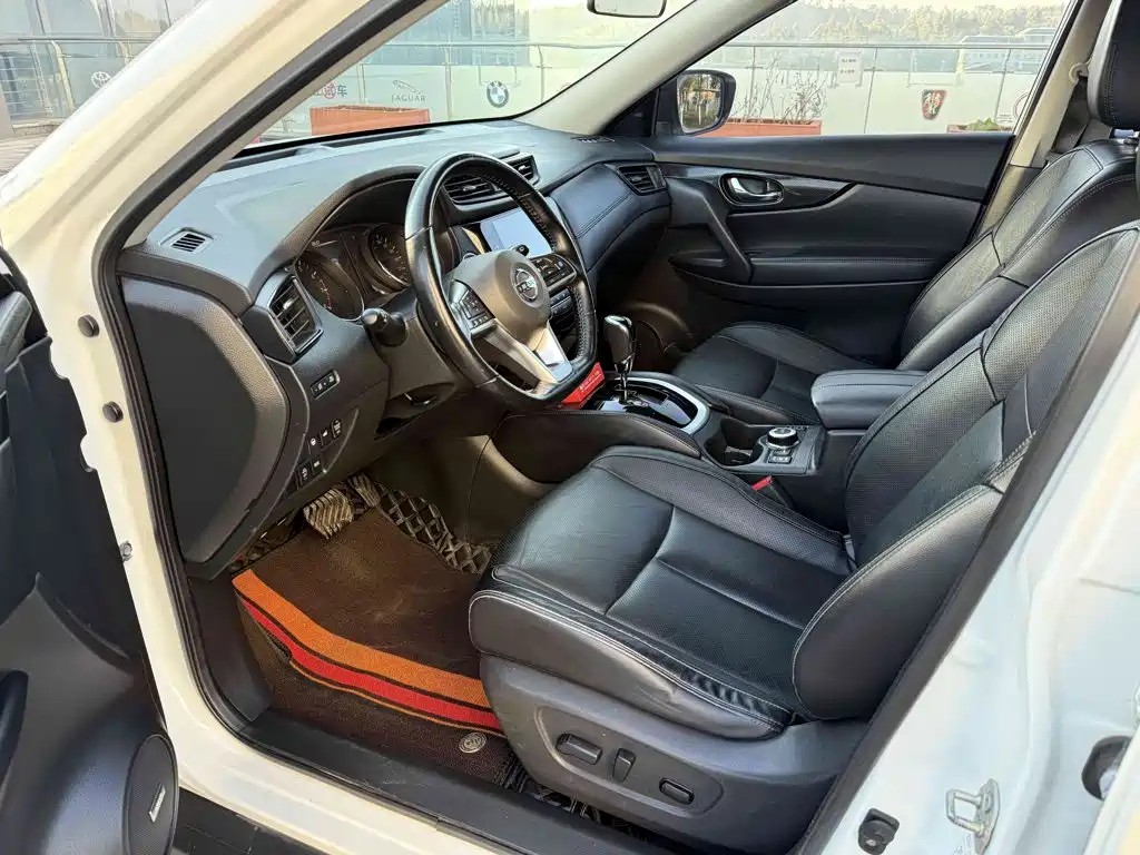 Nissan X-Trail — миниатюра 7