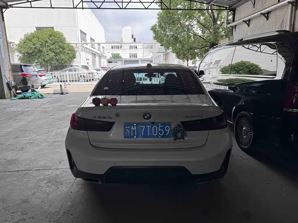 BMW 3 Series — миниатюра 8