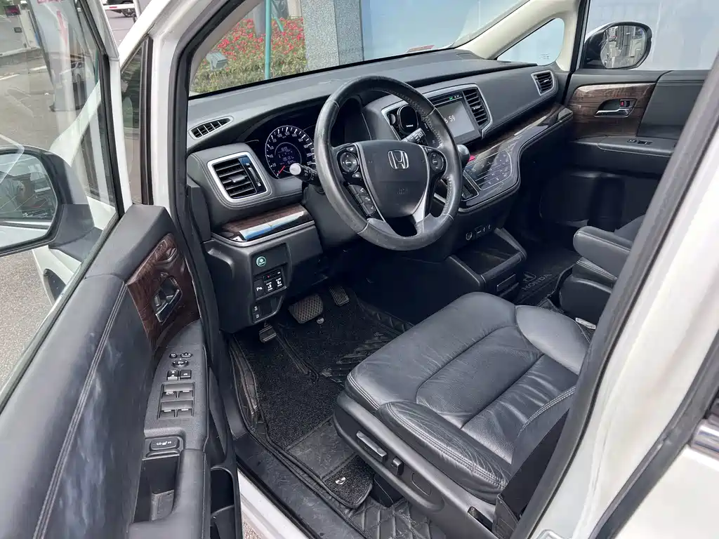 Honda Odyssey — миниатюра 10