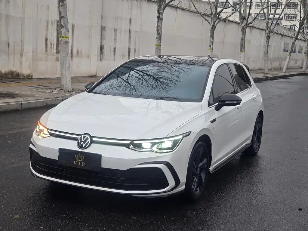 Volkswagen Golf 2023