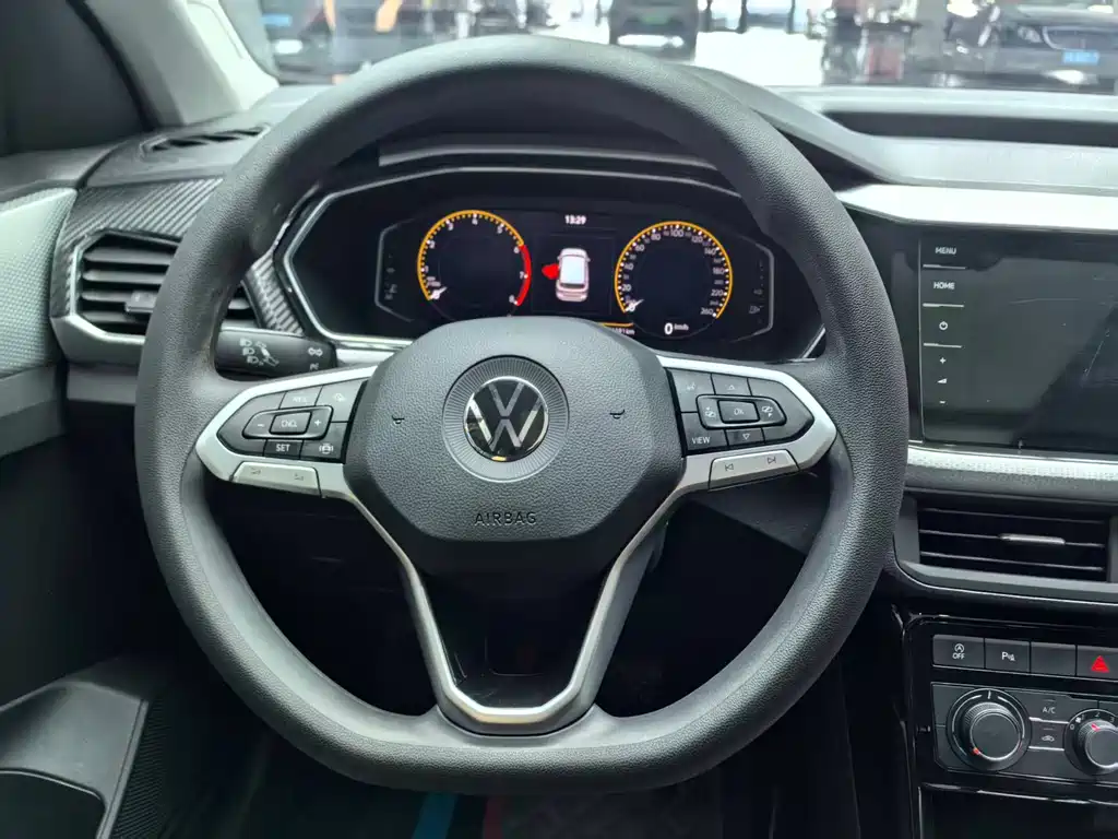 Volkswagen Tacqua — миниатюра 7