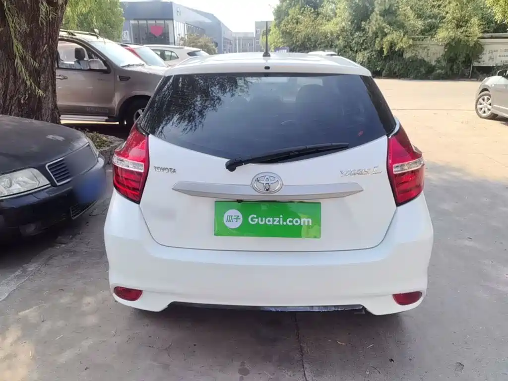 Toyota Yaris L — миниатюра 6