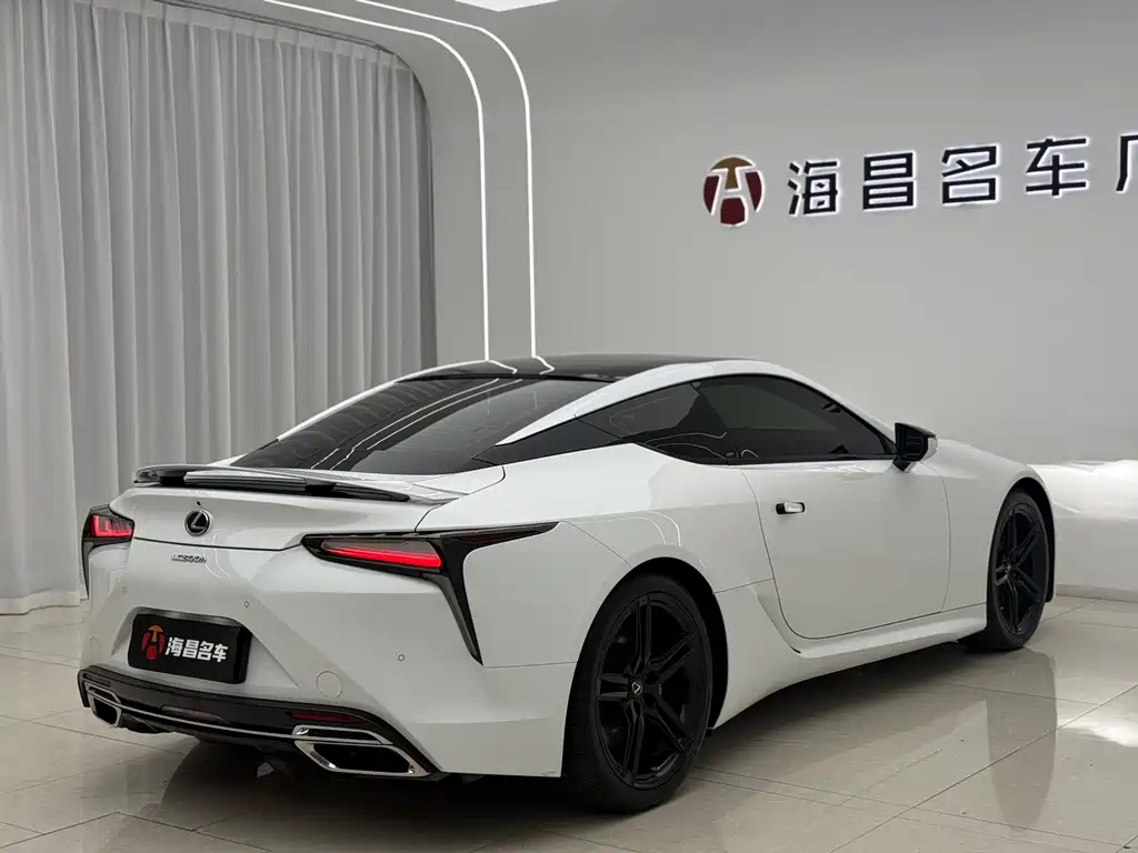 Lexus LC — миниатюра 9