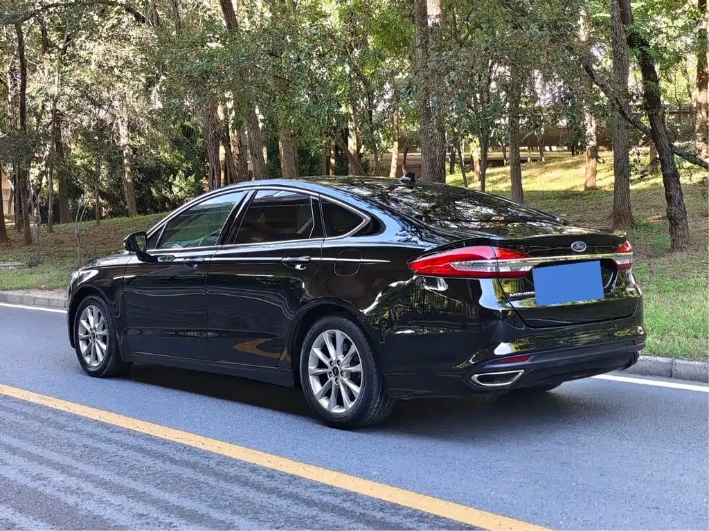 Ford Mondeo — миниатюра 3
