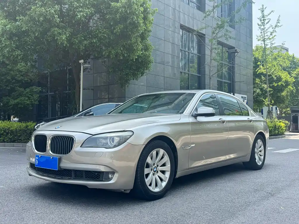 BMW 7 Series 2010