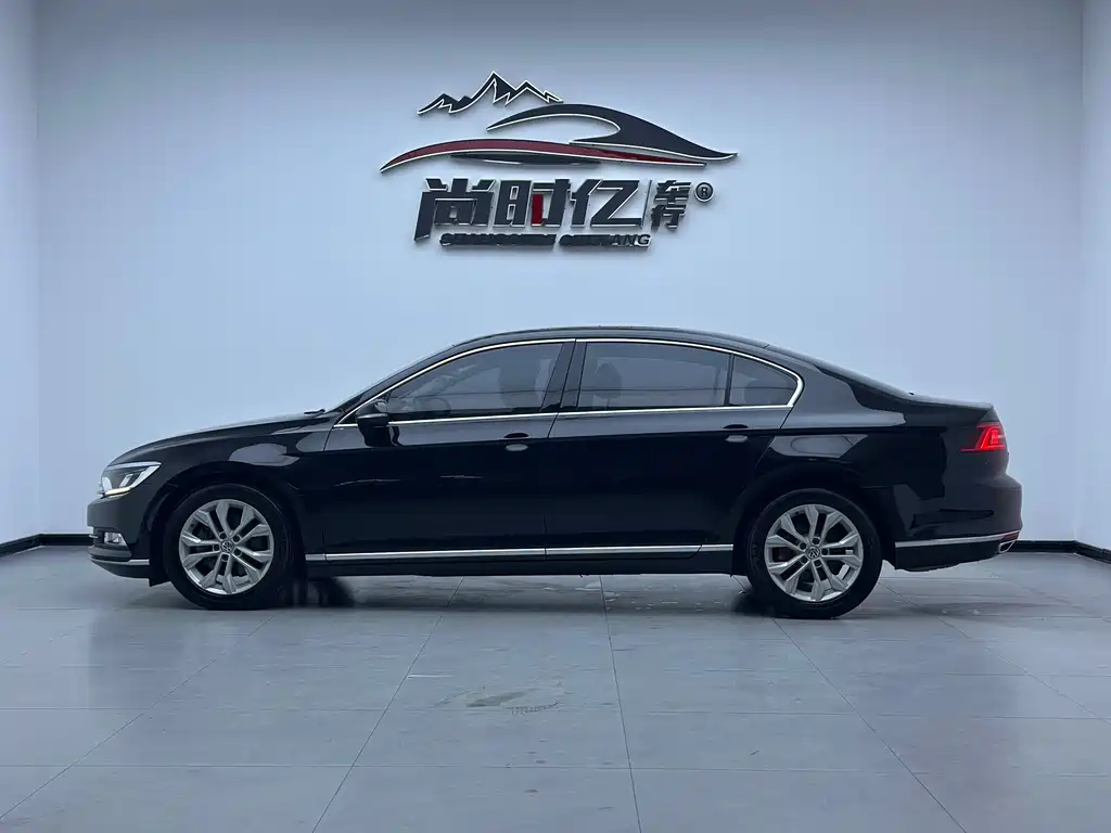 Volkswagen Magotan 2017 330TSI DSG Luxury