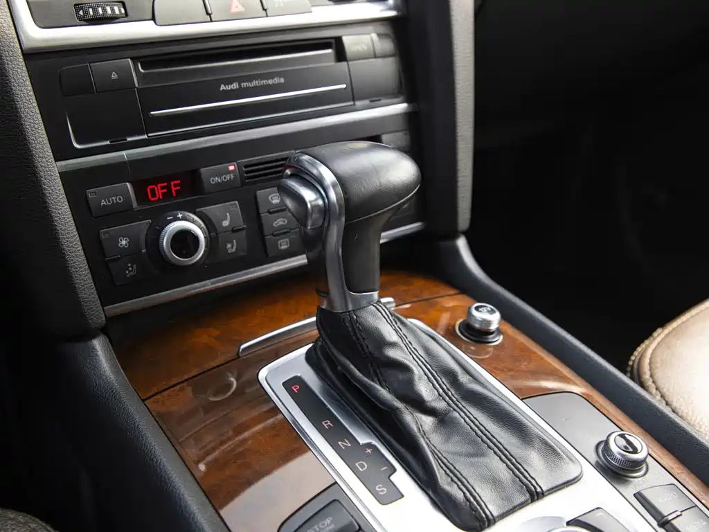 Audi Q7 — миниатюра 24