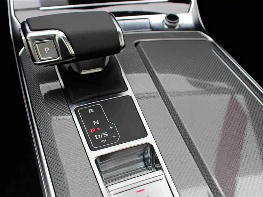 Audi A6L — миниатюра 8