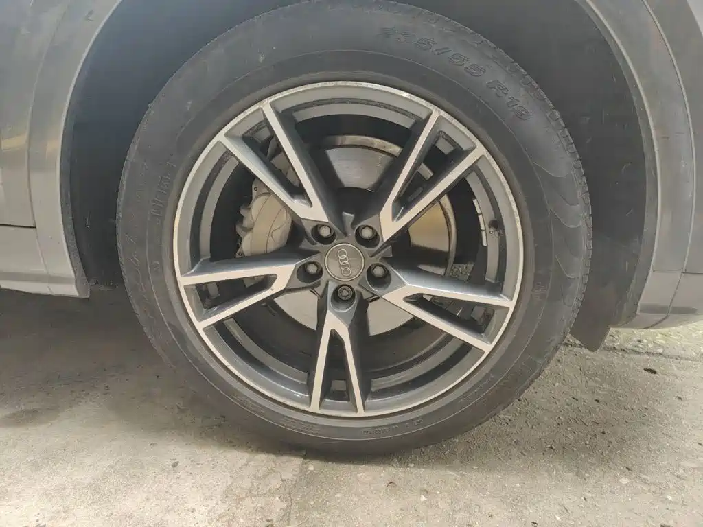 Audi Q5L — миниатюра 8