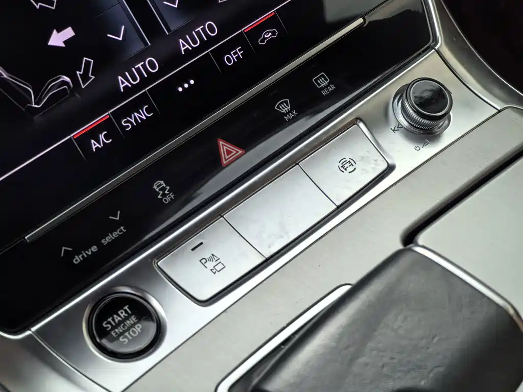 Audi A7L — миниатюра 15