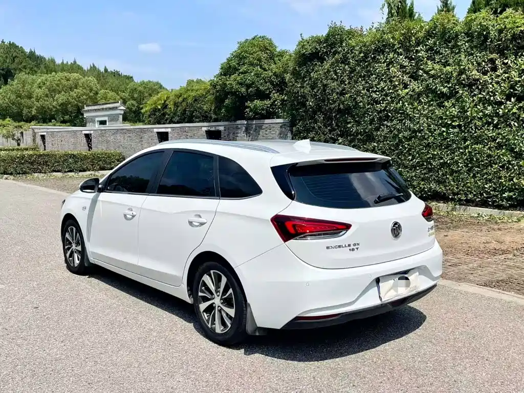 Buick Excelle — миниатюра 5