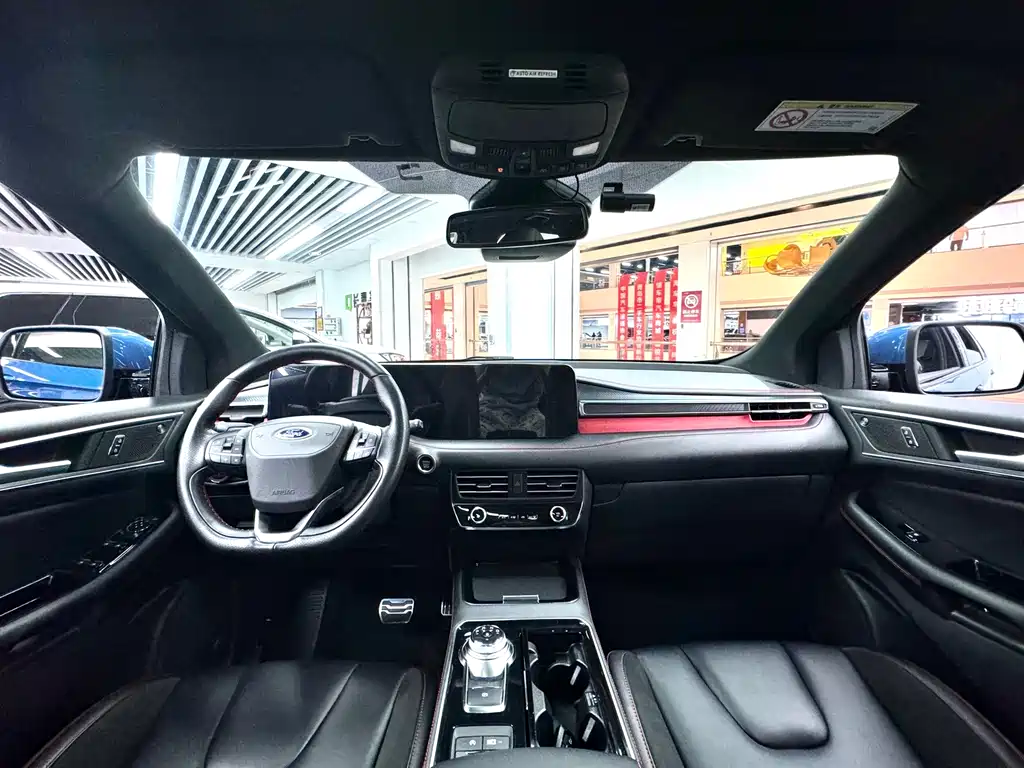 Ford Edge — миниатюра 8