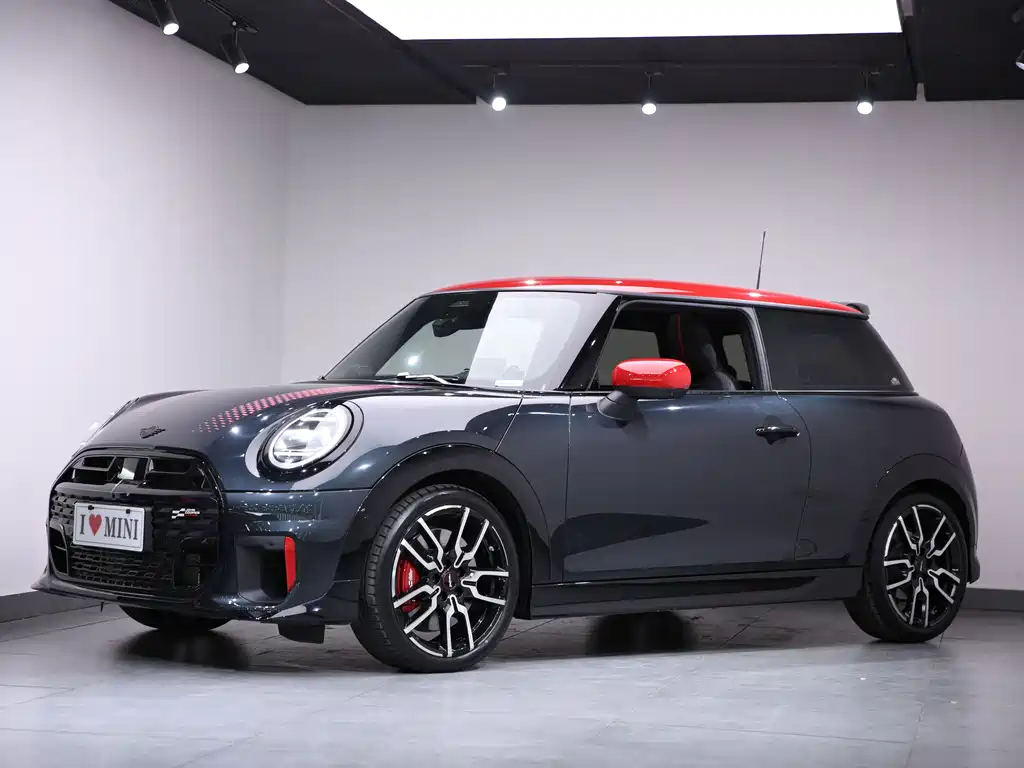 MINI JCW