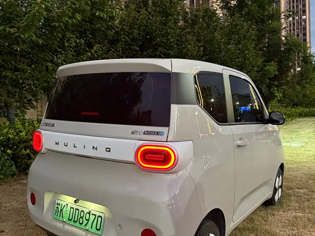 Wuling MINIEV — миниатюра 12