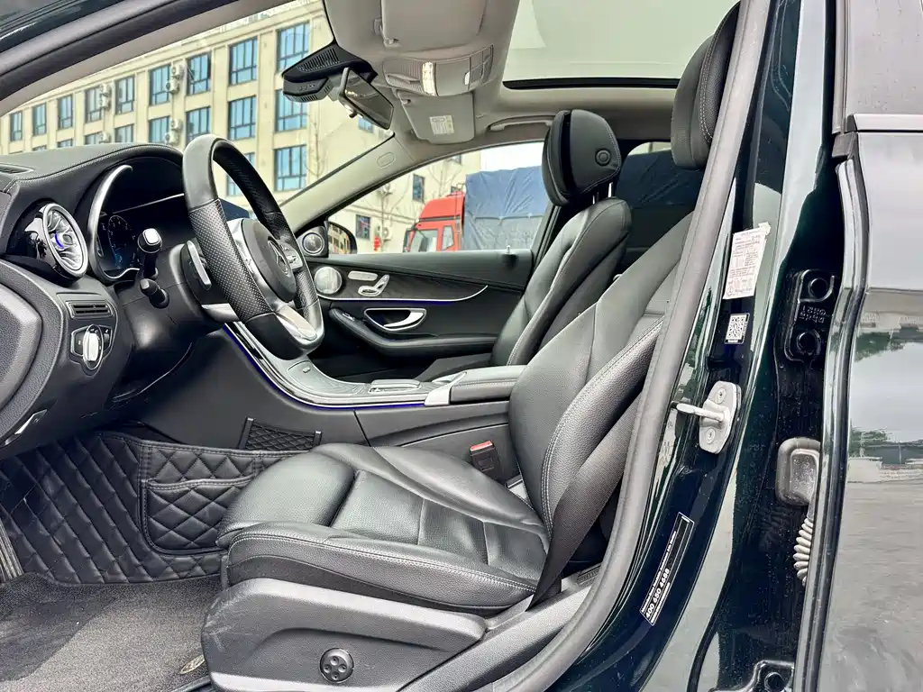 MERCEDES-BENZ C CLASS