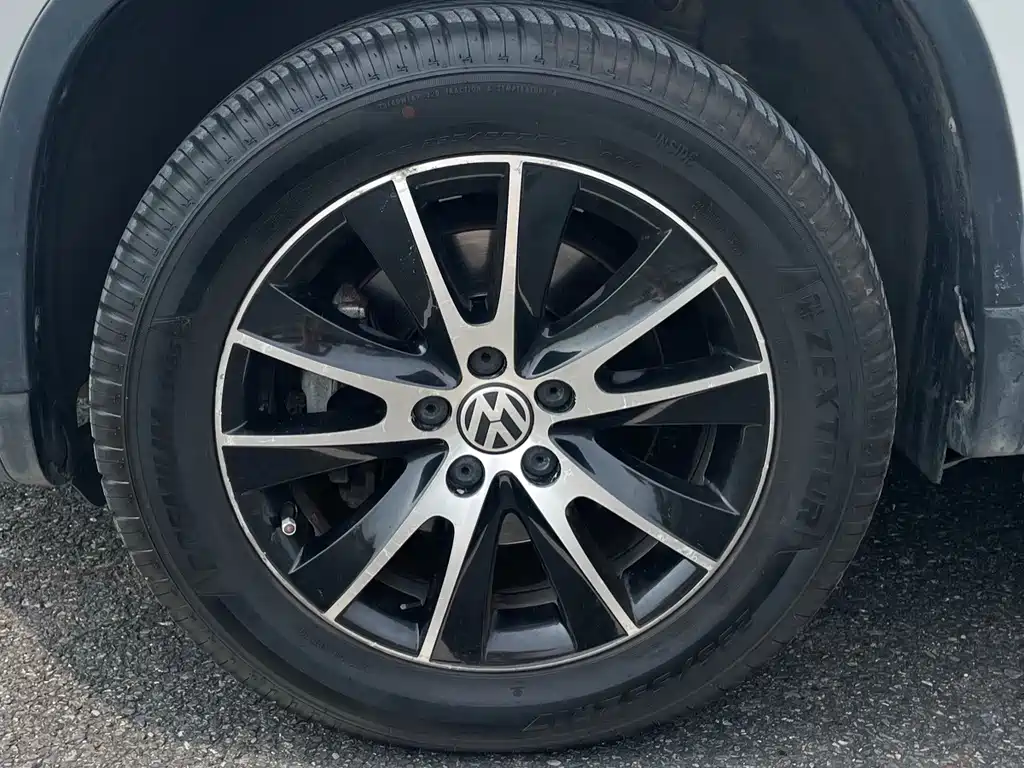 Volkswagen Tiguan — миниатюра 10