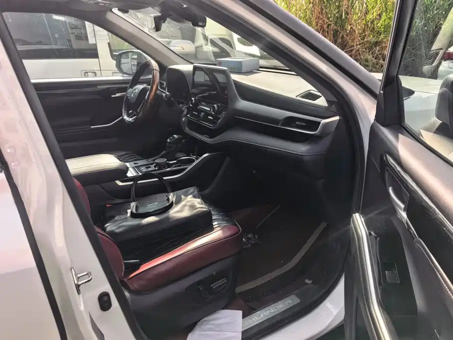 Toyota Highlander — миниатюра 7