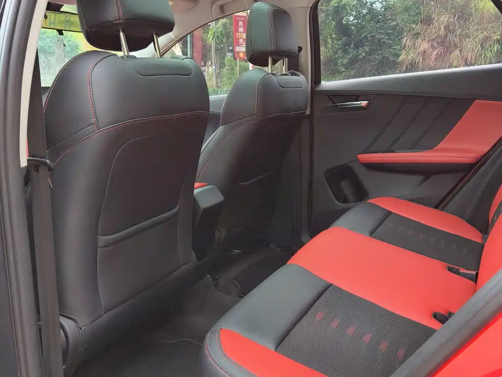 BYD E2 2021 Luxury