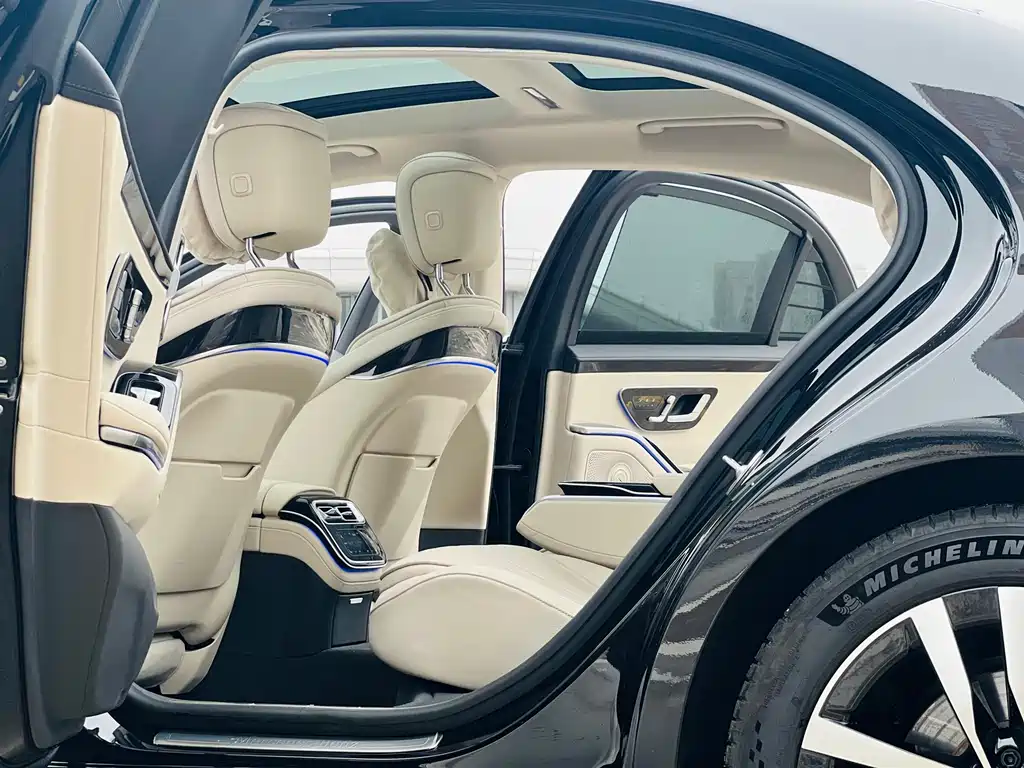 MERCEDES-BENZ S CLASS