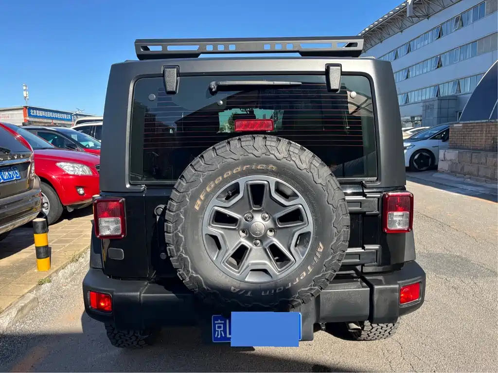 Jeep Wrangler — миниатюра 5