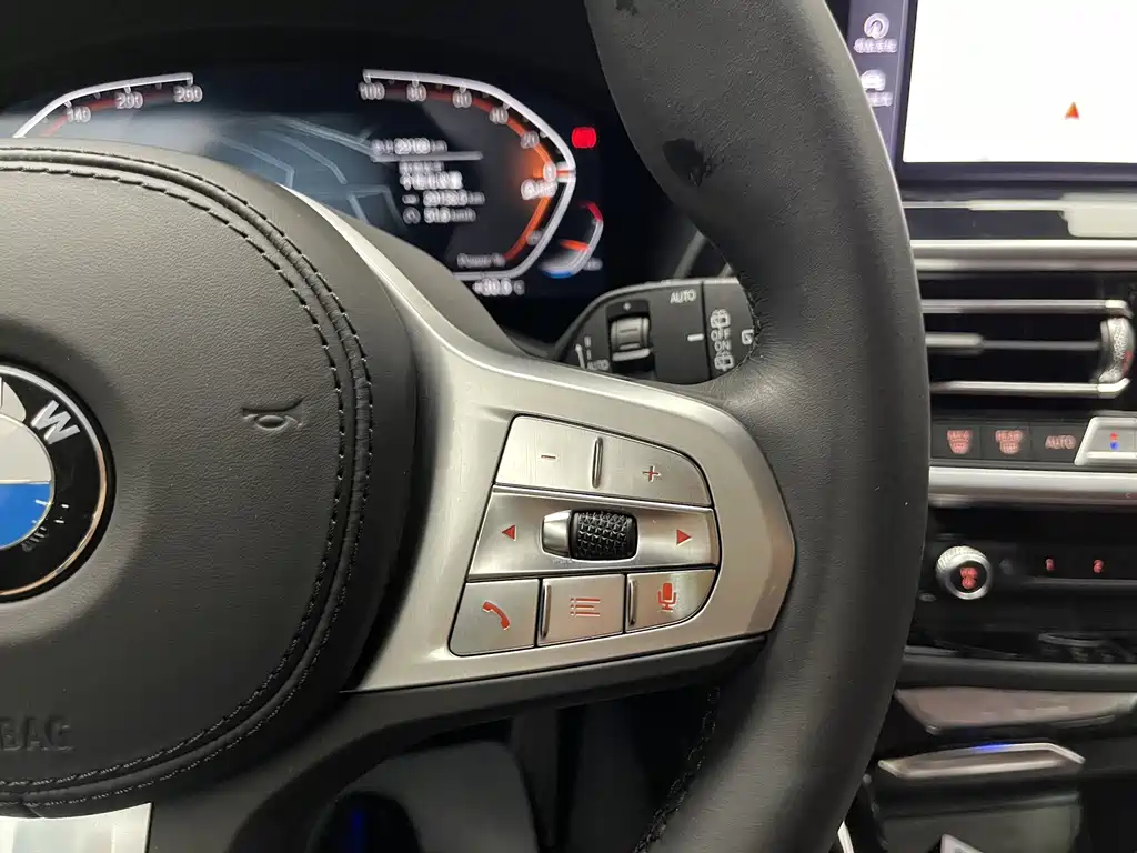 BMW X3 — миниатюра 24