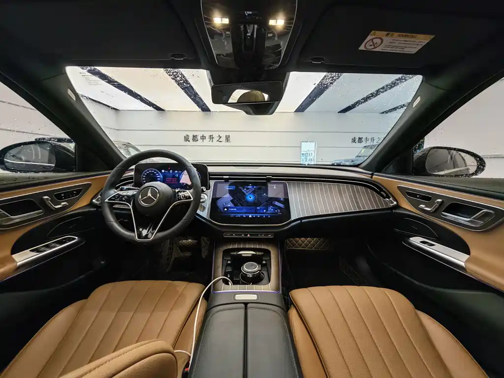 Mercedes-Benz E-Class — миниатюра 15