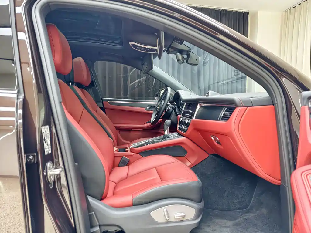 Porsche Macan — миниатюра 18