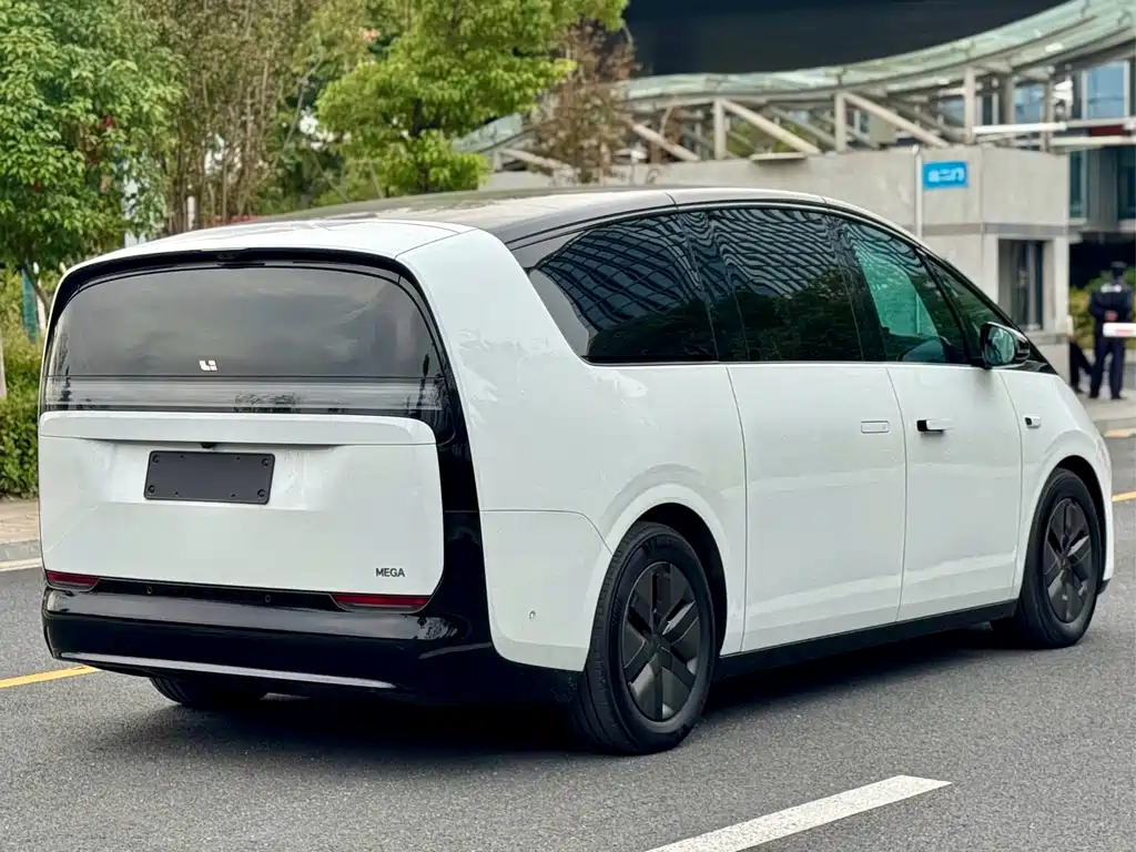 Li Auto IDEAL MEGA