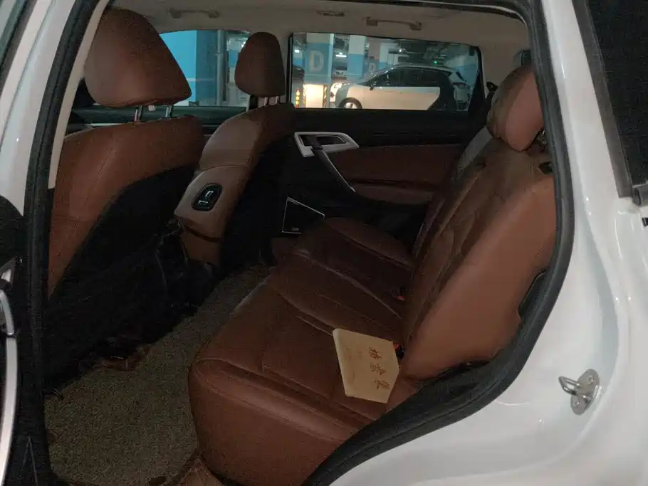 Geely Boyue — миниатюра 11
