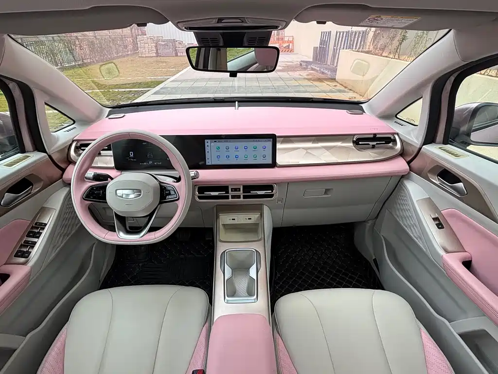 GEELY GEOMETRY E FIREFLY