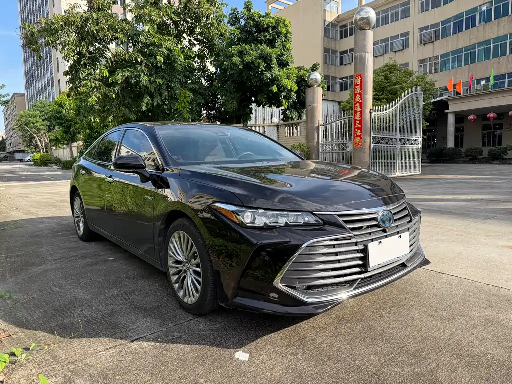 Toyota Avalon — миниатюра 3
