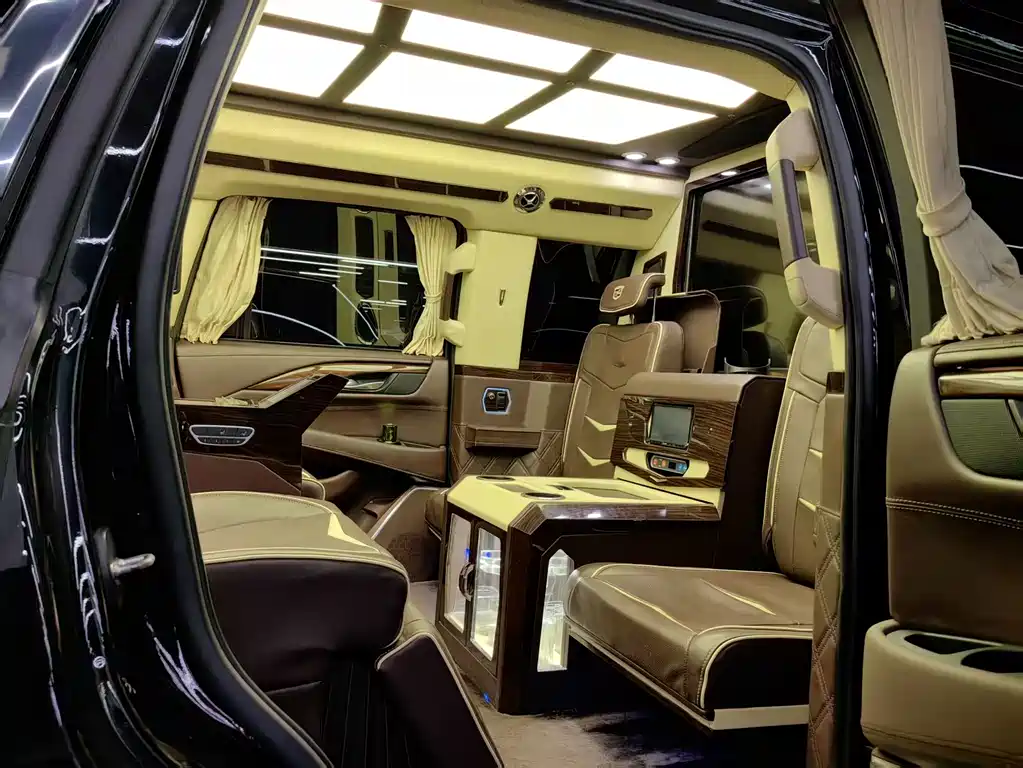 CADILLAC ESCALADE ESCALADE