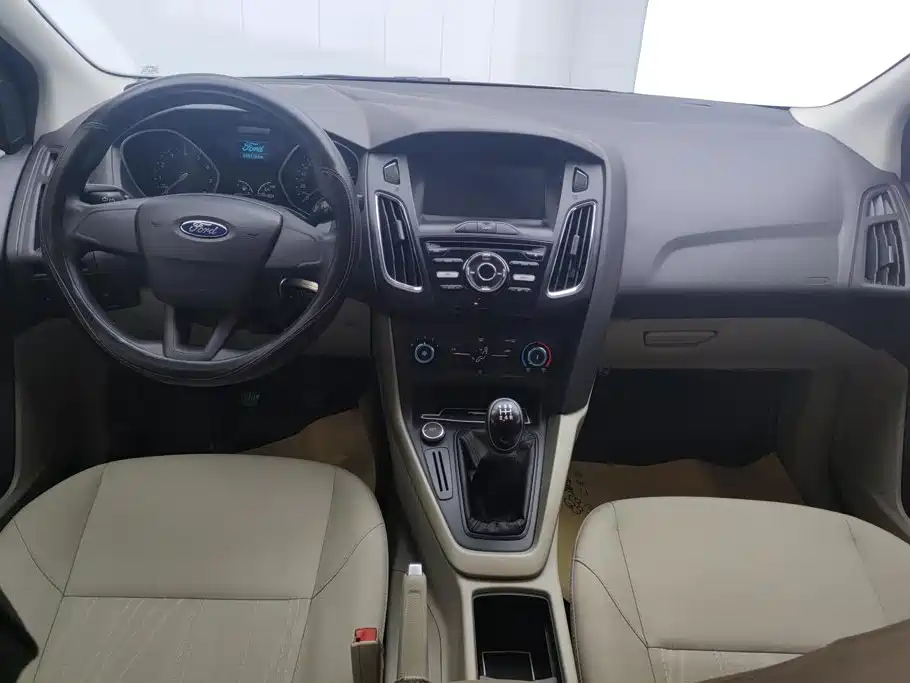 Ford Focus — миниатюра 12