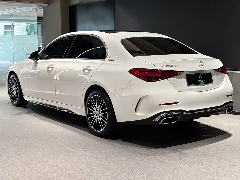 Mercedes-Benz C-Class — миниатюра 5