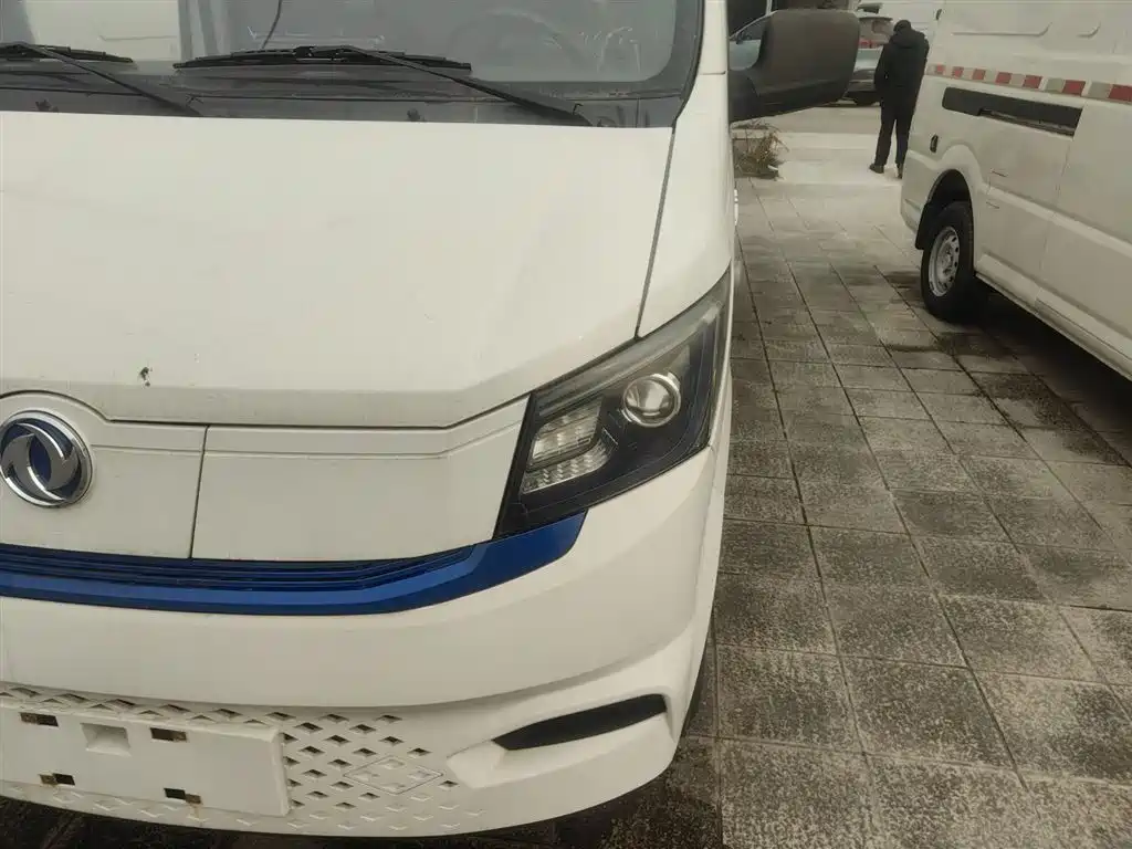 Dongfeng EM27 — миниатюра 24