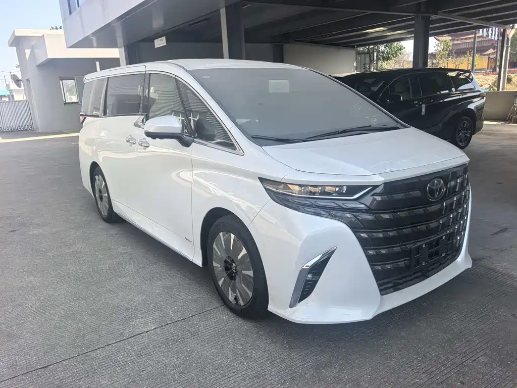 Toyota Alphard 0