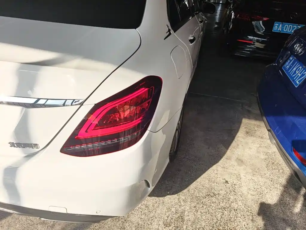 Mercedes-Benz C-Class — миниатюра 8