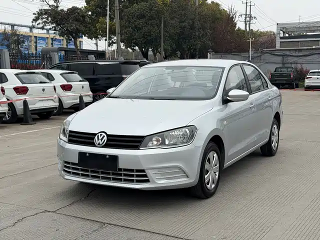 VOLKSWAGEN JETTA