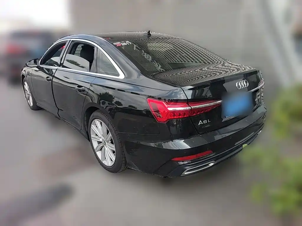 Audi A6L — миниатюра 7